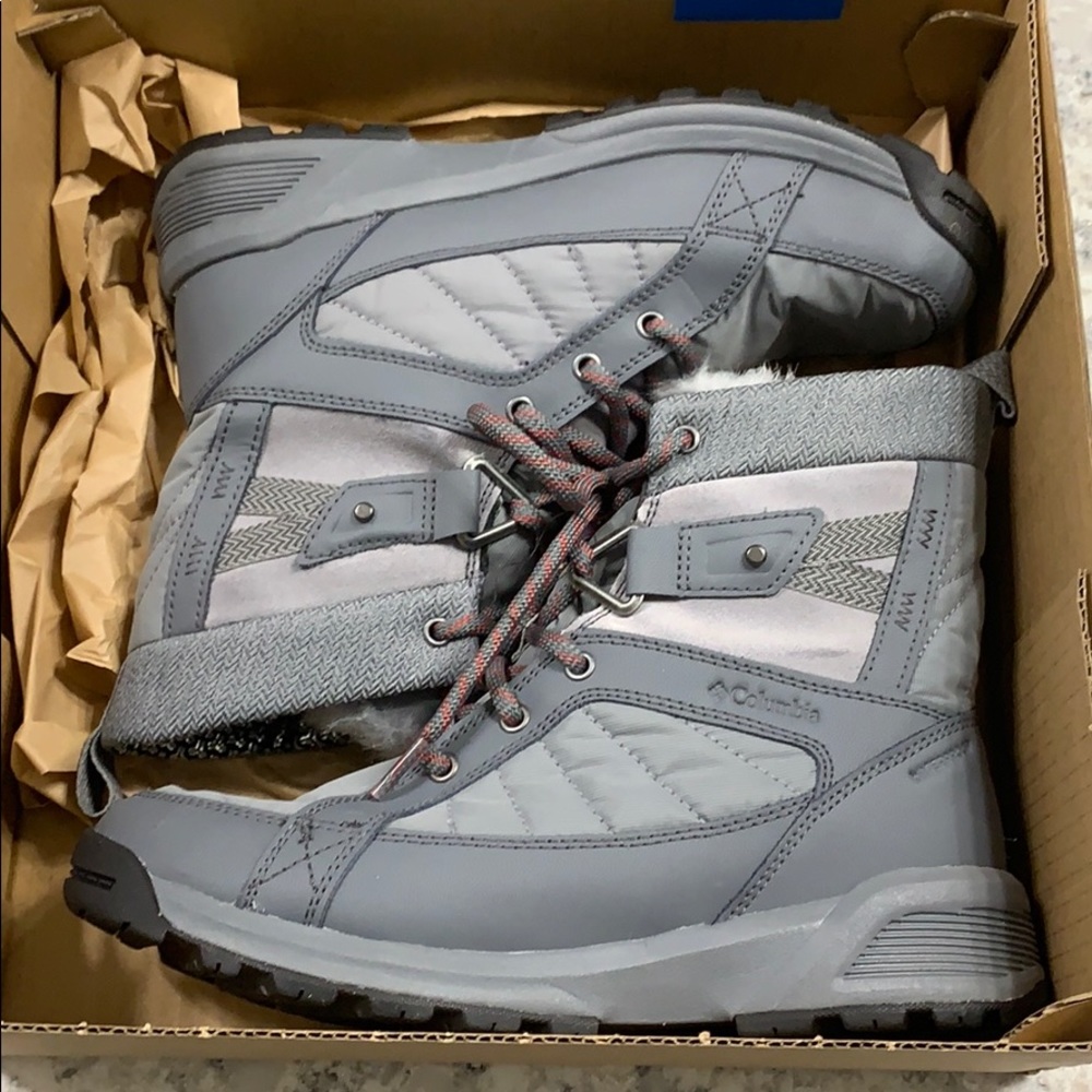 Columbia Meadows Shorty Omni-Heat 3D Boots